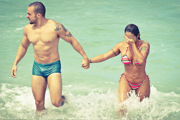 Speedo Couple 2014-11-18 04.png